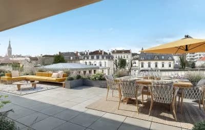 SIGNATURE - TROIS MAISONS